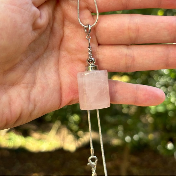 🌹Eternal Essence🩷 Rose Quartz Bottle Necklace on sterling silver - Picture 2 of 6